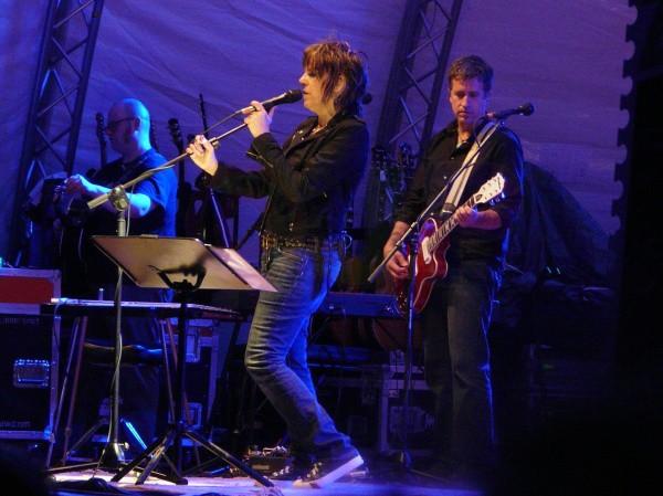04-A0.00-BurgGrB-Lucinda Williams_D-3208-20090705_002044-P4070235-8a.jpg